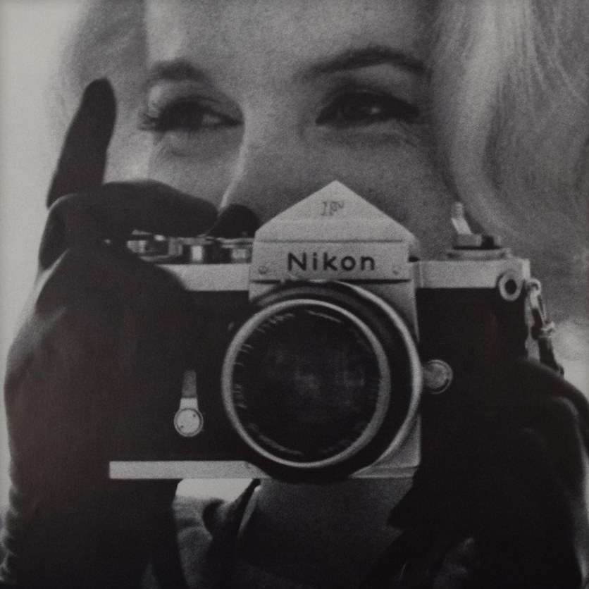 Marilyn Monroe with a Nikon F
